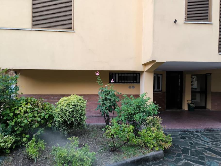 Апартаменты Chez Elisa Zona Sobborghi Monza Brianza , Italia Экстерьер фото